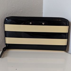 Kate Spade continental wallet